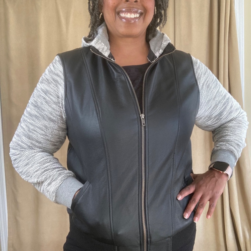 NWT Torrid Black Faux Leather & Marled Grey Terry Bomber Jacket, 1X (14/16)